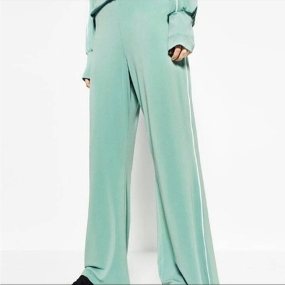 Zara Trafaluc Seagram Green‎ Stretch Striped Wide Leg Track Pants Athleisure - Picture 1 of 9
